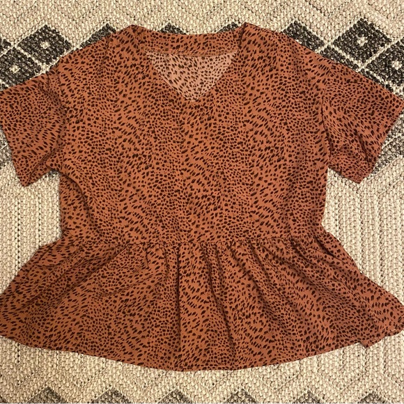 Peplum Deep Rust Blouse; small; excellent condition;lightweight - Picture 4 of 7